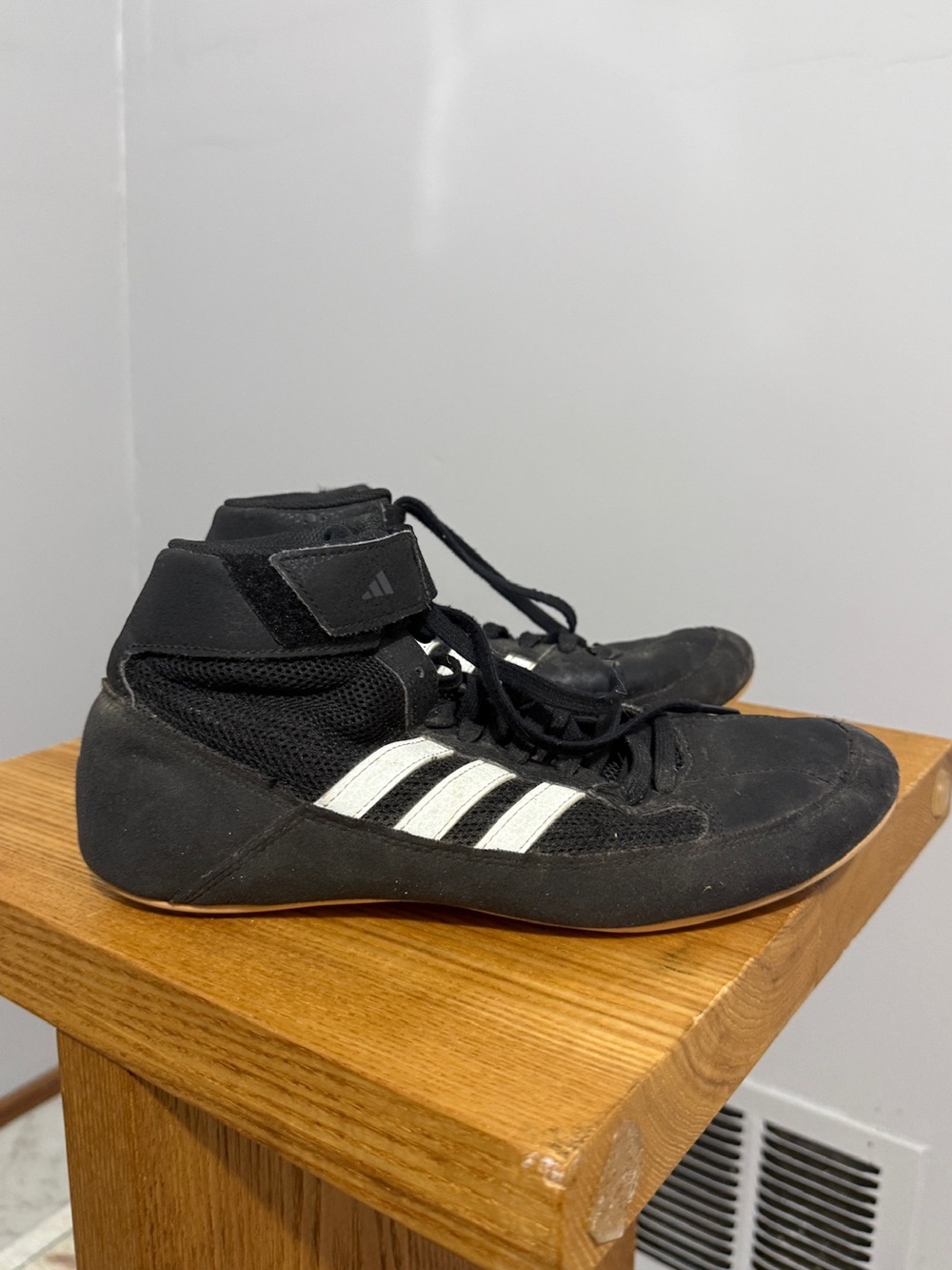 Adidas HVC 2 Wrestling Shoes Mens 7.5 Womens 9 Black White High Top Athletic